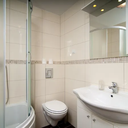 Juraj Bed and Breakfast Μπολ