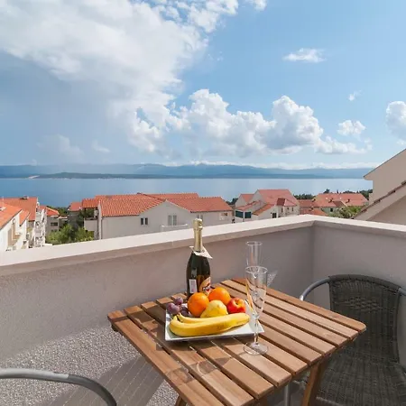 Bed and Breakfast Juraj Μπολ