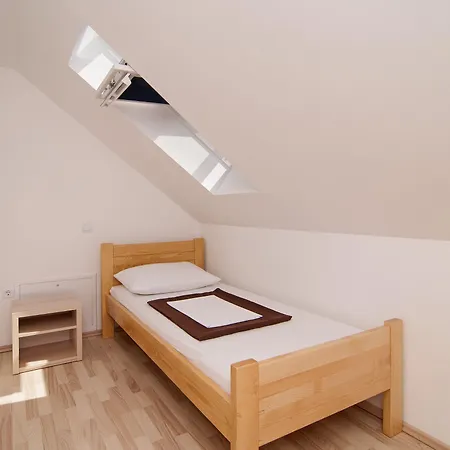 Juraj Nocleg ze śniadaniem Bol