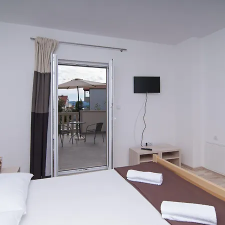 Juraj Nocleg ze śniadaniem Bol