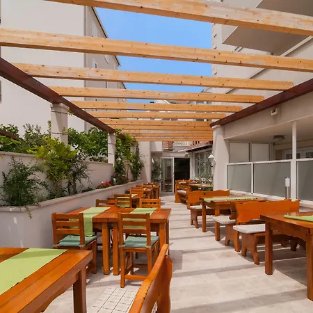 Juraj Nocleg ze śniadaniem Bol