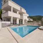 Bed & Breakfast Juraj 4*